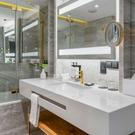 Opera Bathroom 